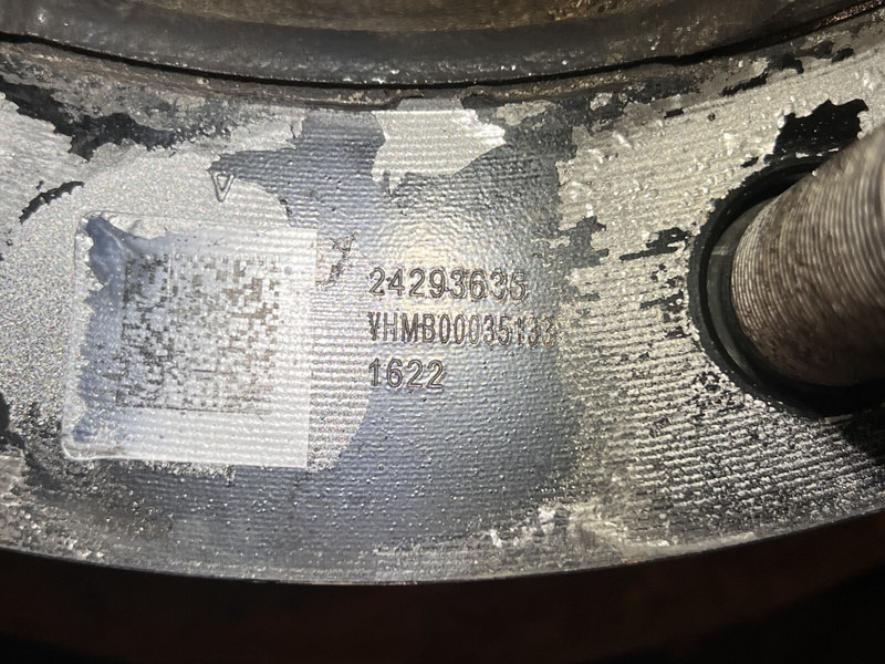 Volvo FH5/Aero - Szabadonfutó agy: 4 kép. Volvo FH5/Aero - Szabadonfutó agy: 4 kép.