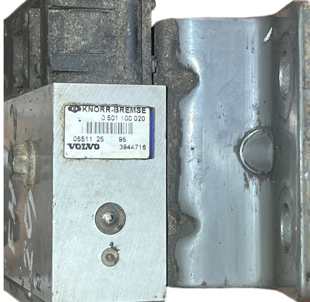 Volvo - Szelep: 2 kép. Volvo - Szelep: 2 kép.