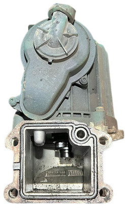 Volvo - Olajszűrő: 3 kép. Volvo - Olajszűrő: 3 kép.