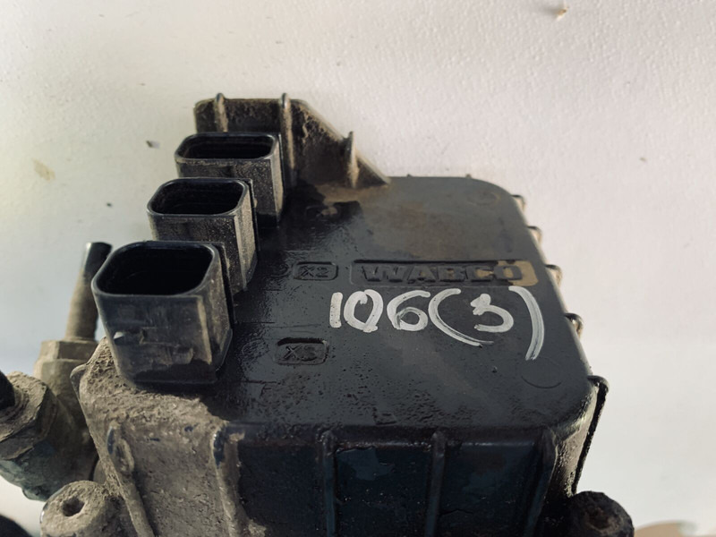 Wabco 106 - Szelep: 4 kép. Wabco 106 - Szelep: 4 kép.