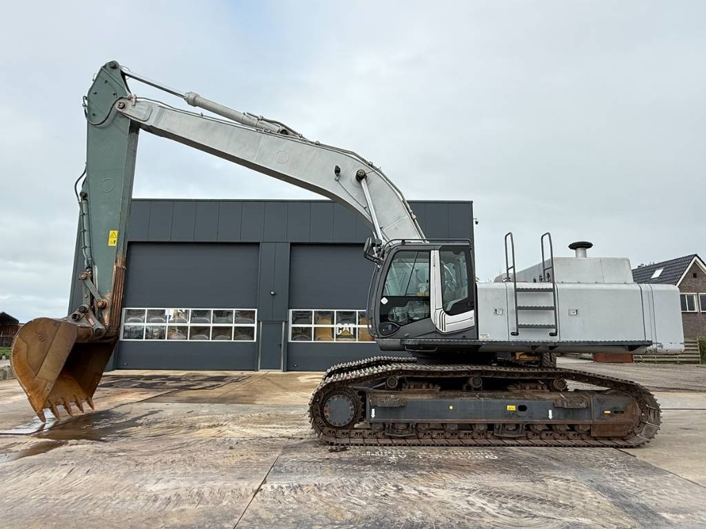 Hitachi ZX 470 LC H-3 - Lánctalpas kotró: 1 kép. Hitachi ZX 470 LC H-3 - Lánctalpas kotró: 1 kép.