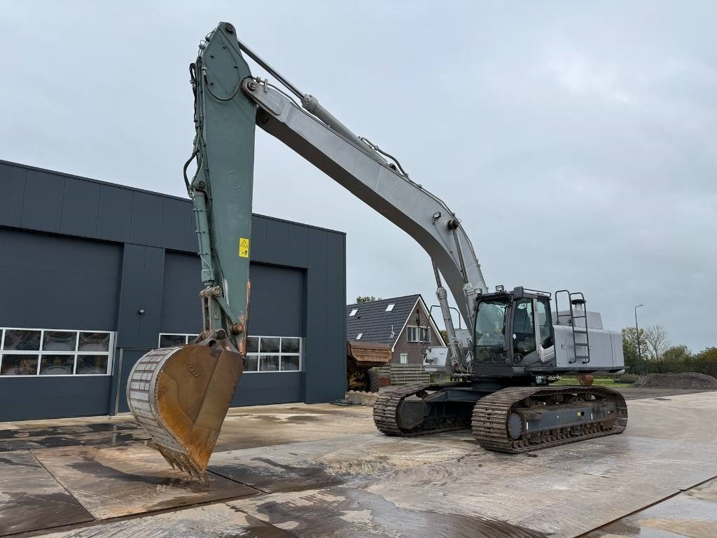 Hitachi ZX 470 LC H-3 - Kotrógép: 2 kép. Hitachi ZX 470 LC H-3 - Kotrógép: 2 kép.