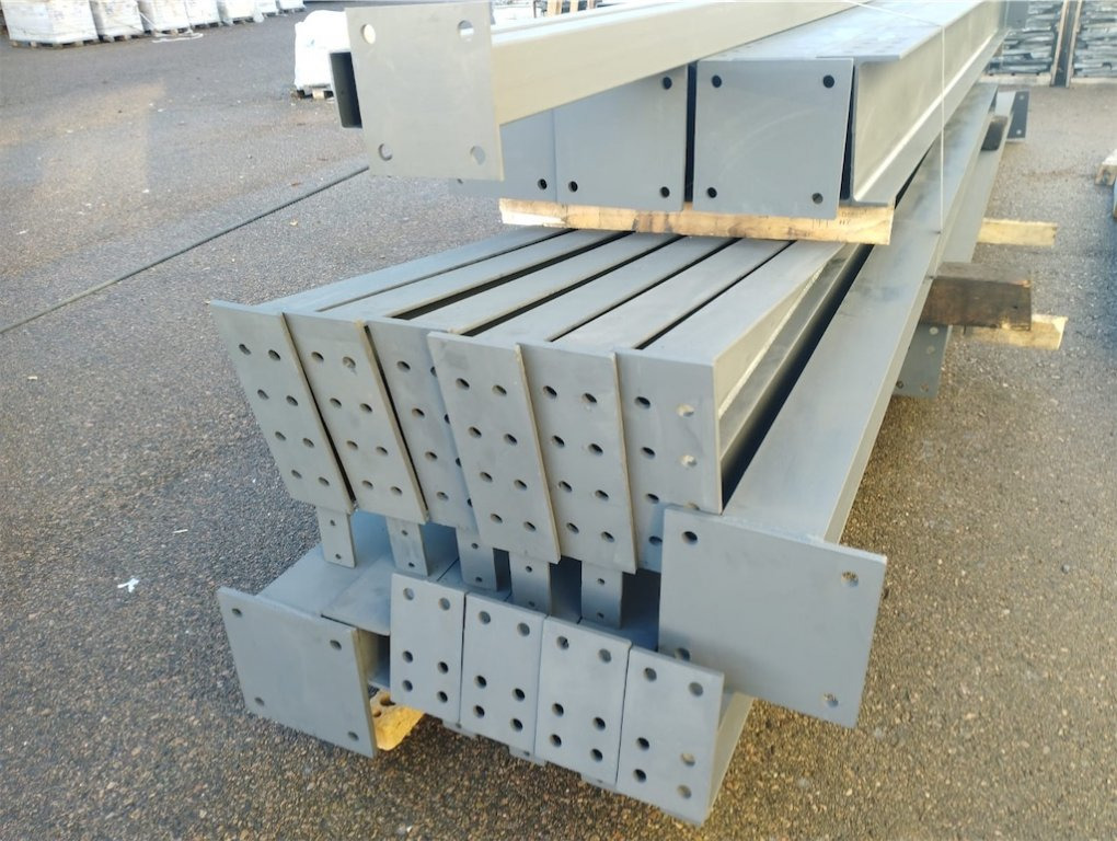 360 m2 - 12x30 m - Építőipari berendezések: 5 kép. 360 m2 - 12x30 m - Építőipari berendezések: 5 kép.