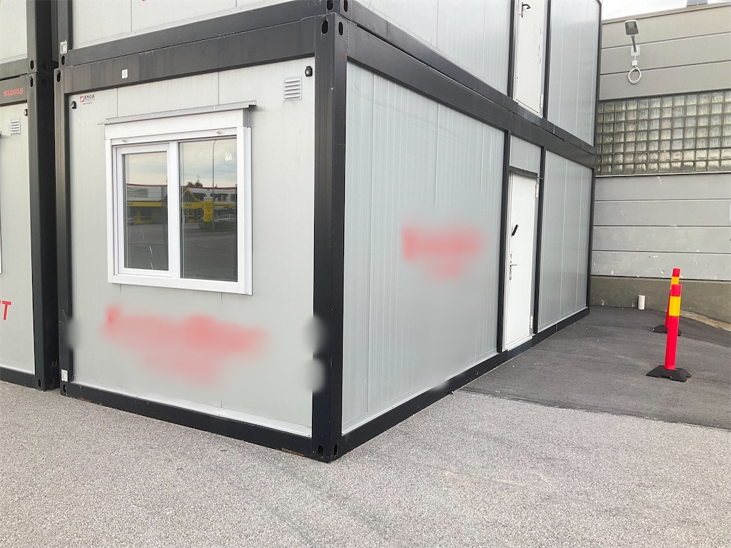 Anga - Konténerház: 1 kép. Anga - Konténerház: 1 kép.