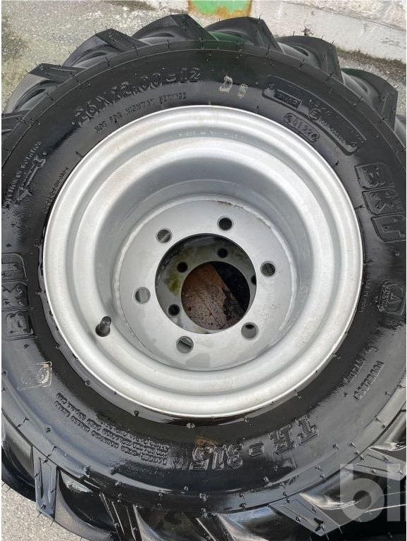 BKT/Tahler TR-315 - Komplett kerék - Mezőgazdasági gépek: 4 kép. BKT/Tahler TR-315 - Komplett kerék - Mezőgazdasági gépek: 4 kép.