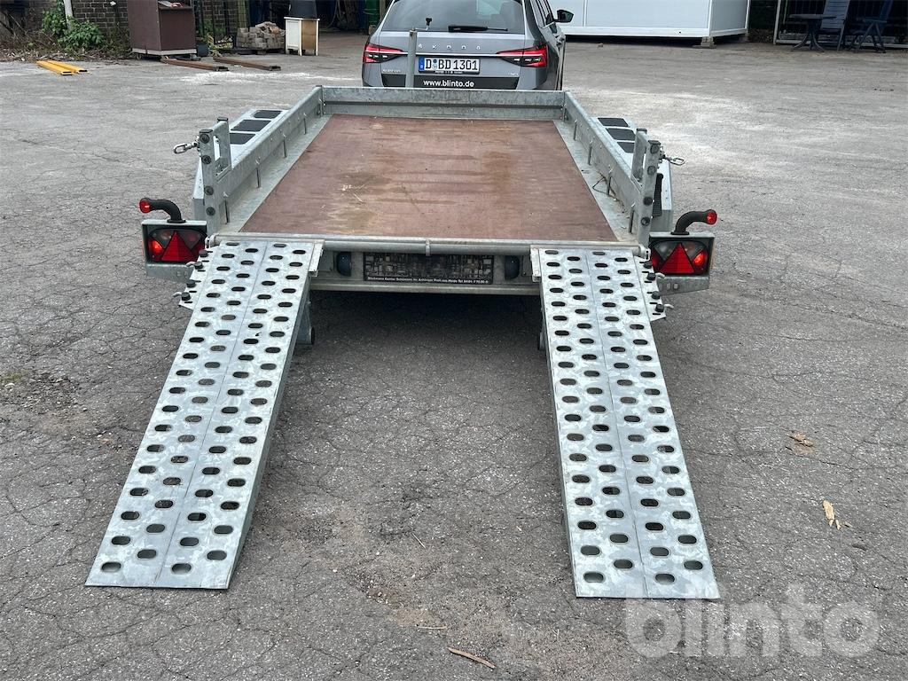 Böckmann BT3016/270 (2021) - Gépszállító utánfutó: 4 kép. Böckmann BT3016/270 (2021) - Gépszállító utánfutó: 4 kép.