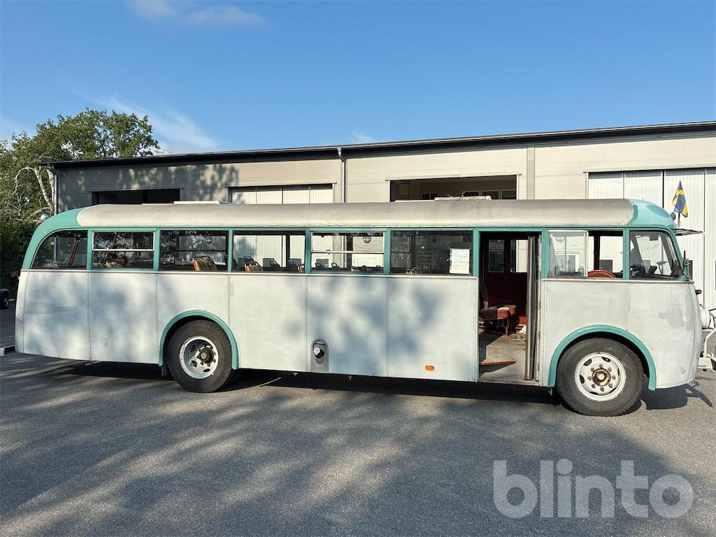 VOLVO B 513 - Busz: 4 kép. VOLVO B 513 - Busz: 4 kép.