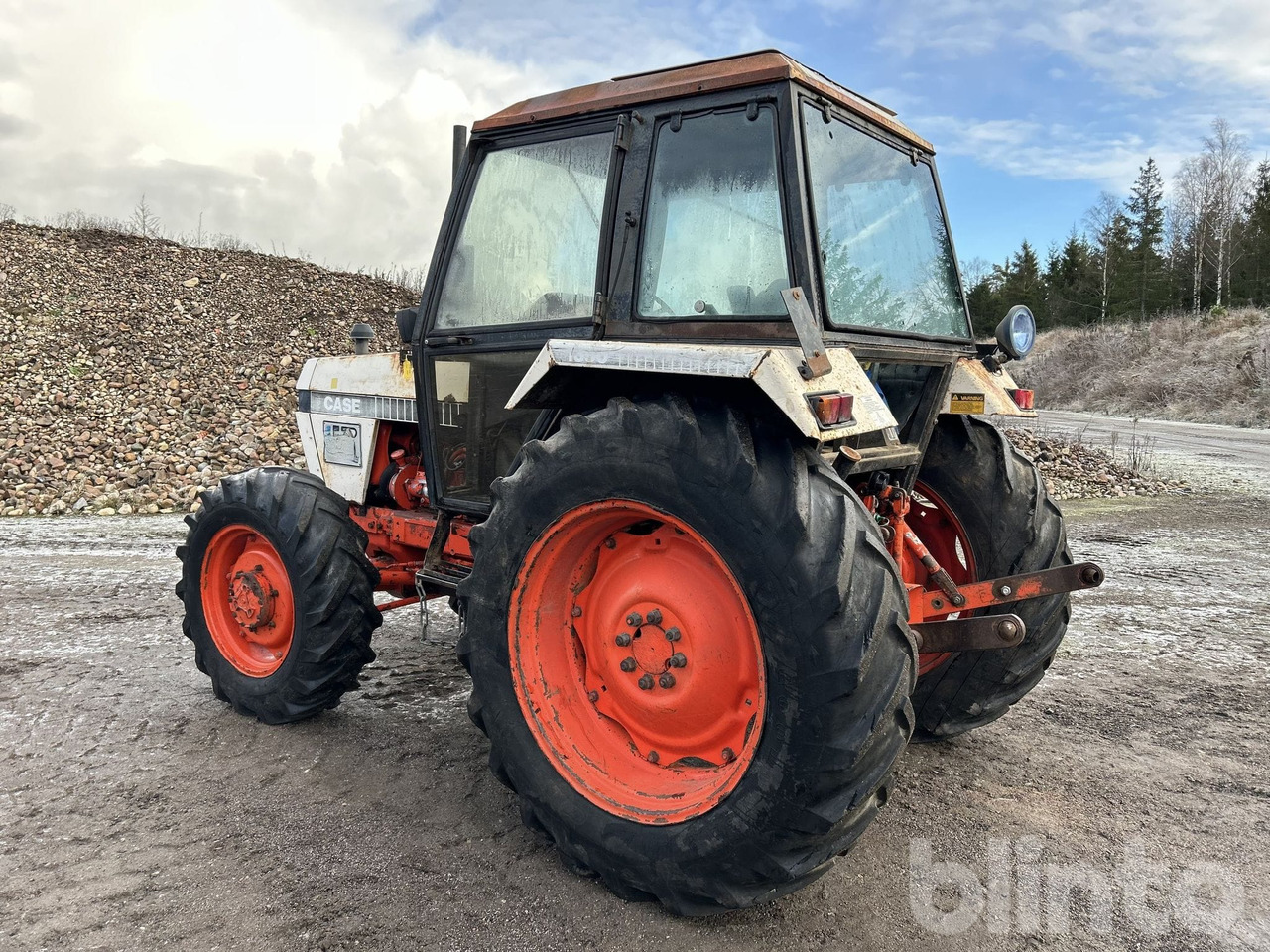 CASE 1390 4-WD - Traktor: 5 kép. CASE 1390 4-WD - Traktor: 5 kép.