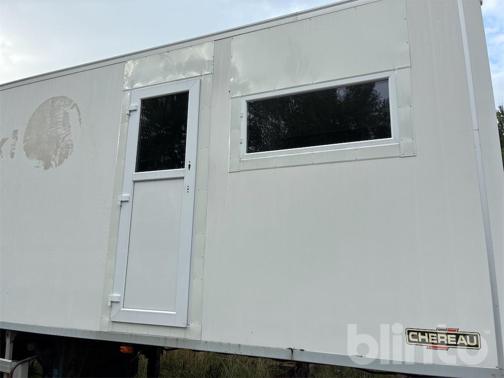 Lakókocsi, Félpótkocsi CHEREAU S2322H: 19 kép. Lakókocsi, Félpótkocsi CHEREAU S2322H: 19 kép.