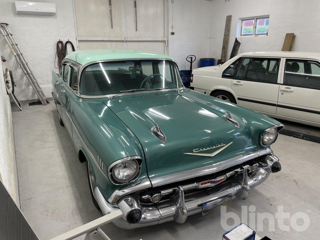 CHEVROLET Bel Air 57 - Autó: 2 kép. CHEVROLET Bel Air 57 - Autó: 2 kép.