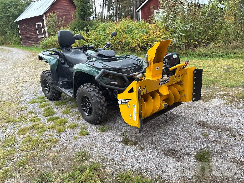 Can-Am Outlander Pro HD7 T3b - ATV/ Quad: 3 kép. Can-Am Outlander Pro HD7 T3b - ATV/ Quad: 3 kép.
