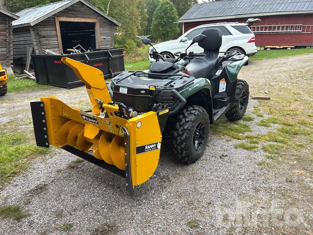 Can-Am Outlander Pro HD7 T3b - ATV/ Quad: 1 kép. Can-Am Outlander Pro HD7 T3b - ATV/ Quad: 1 kép.