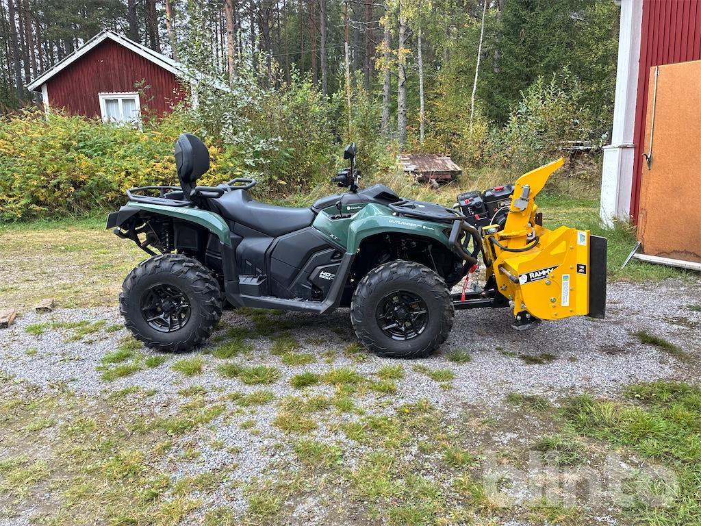 Can-Am Outlander Pro HD7 T3b - ATV/ Quad: 4 kép. Can-Am Outlander Pro HD7 T3b - ATV/ Quad: 4 kép.