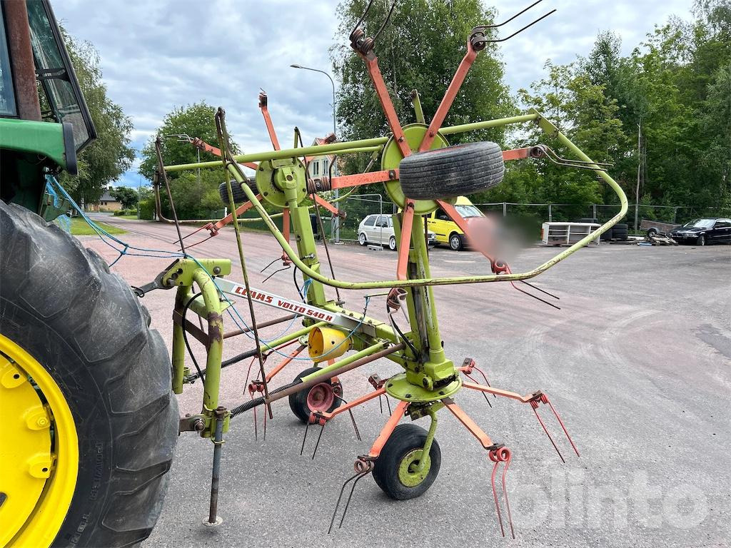 Claas volto 540 h - Szénaforgató: 1 kép. Claas volto 540 h - Szénaforgató: 1 kép.