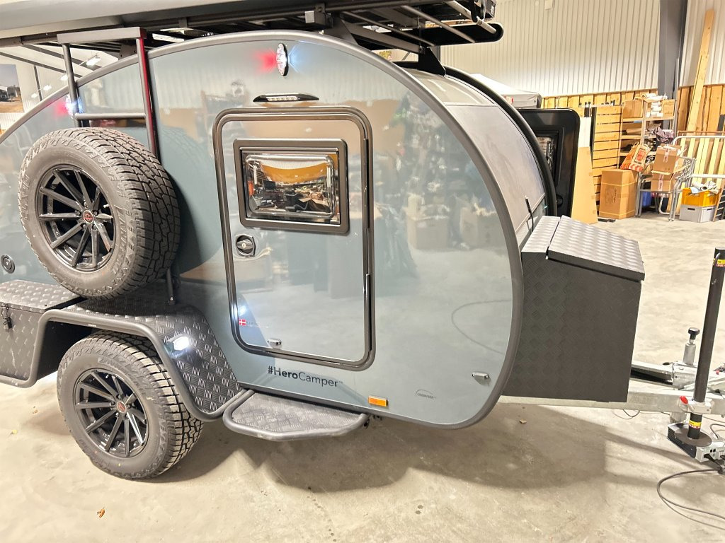 Columbus - Lakókocsi: 5 kép. Columbus - Lakókocsi: 5 kép.