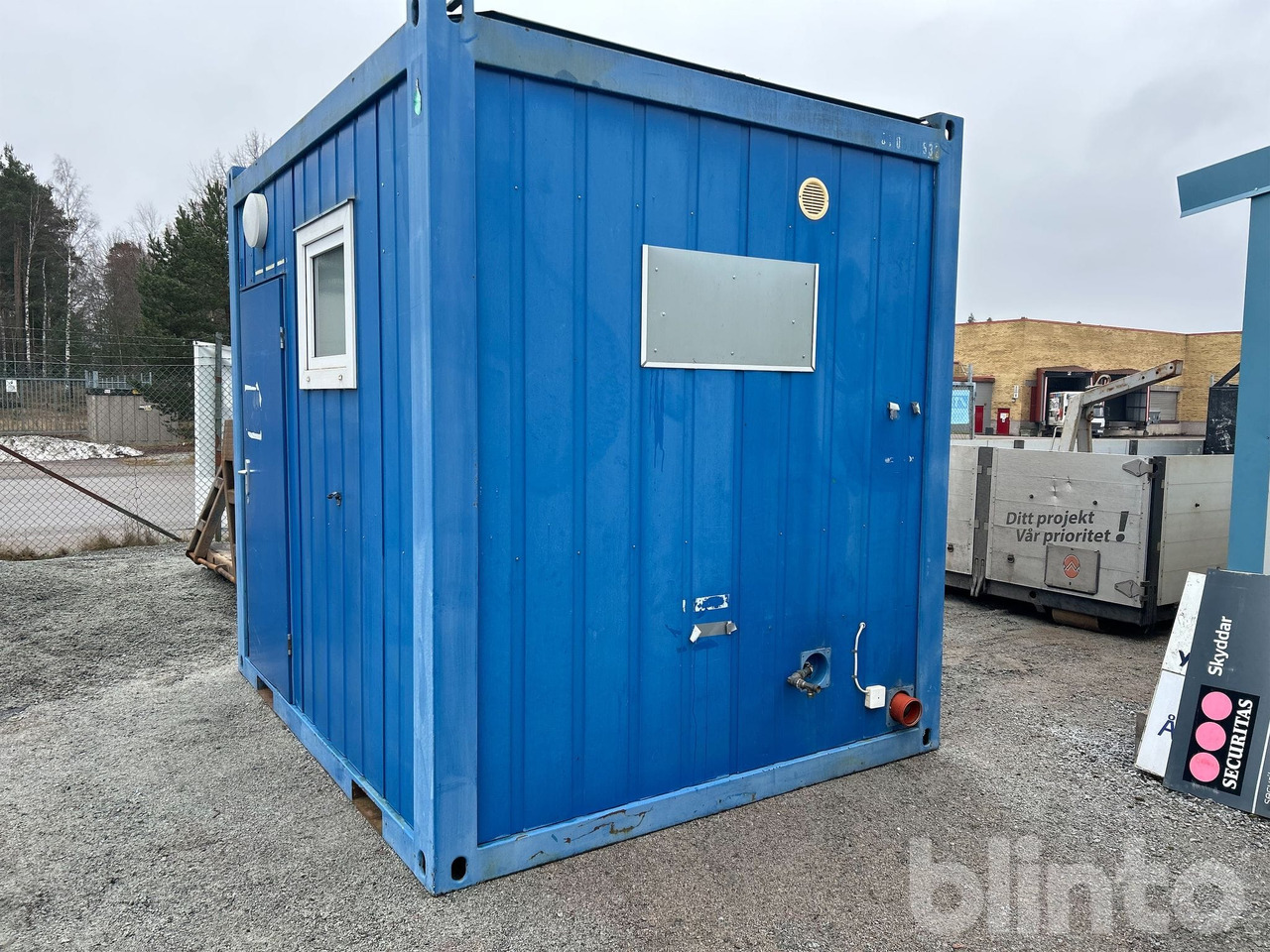 Containex - Konténerház: 2 kép. Containex - Konténerház: 2 kép.