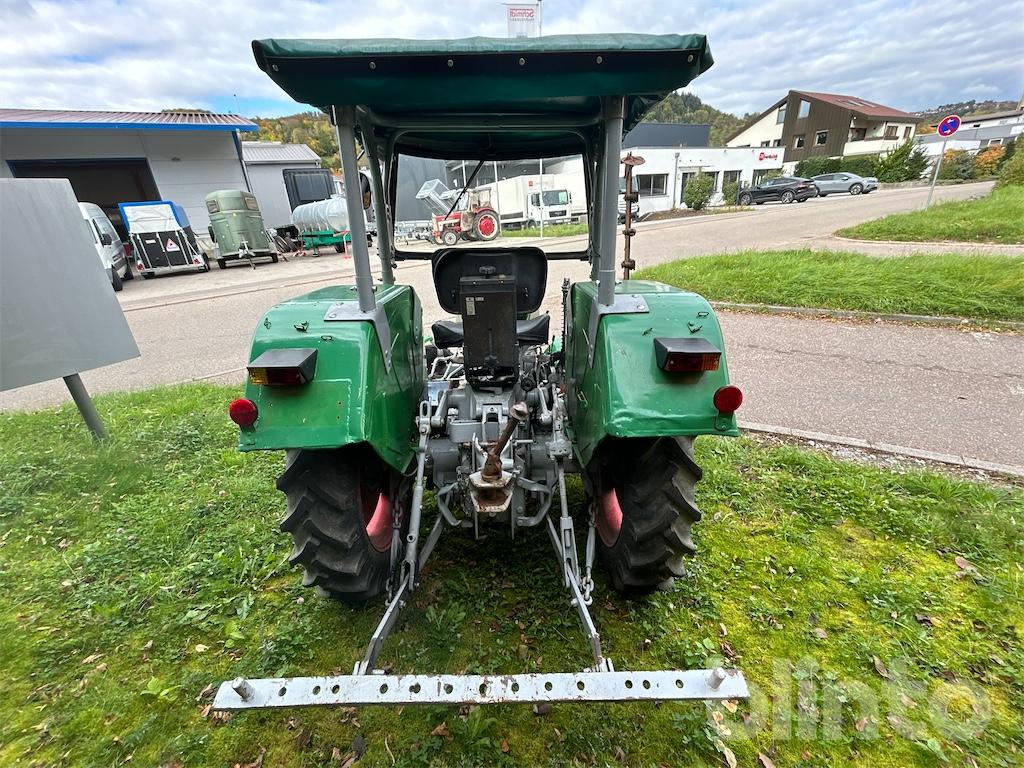 Deutz D 30 06 (1979) - Traktor: 4 kép. Deutz D 30 06 (1979) - Traktor: 4 kép.