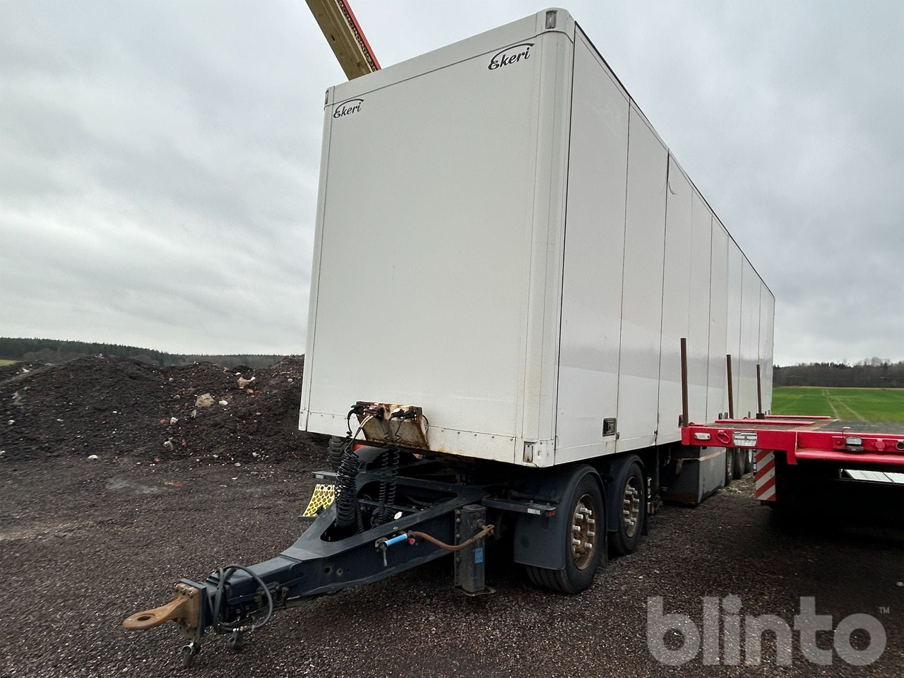 Ekeri/Krone - Félpótkocsi dobozos, Dolly pótkocsi: 5 kép. Ekeri/Krone - Félpótkocsi dobozos, Dolly pótkocsi: 5 kép.