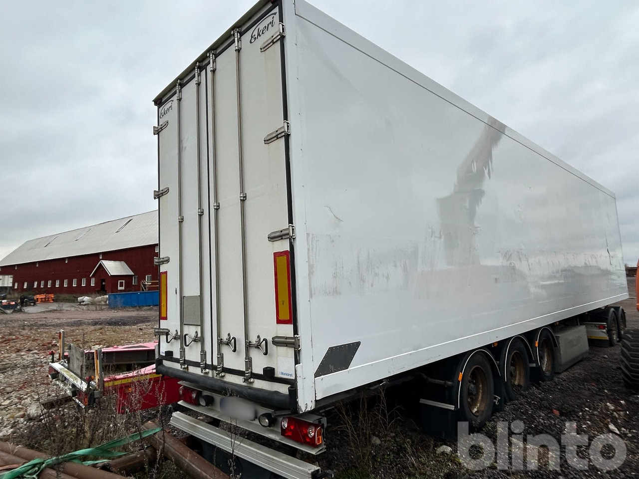 Ekeri/Krone - Félpótkocsi dobozos, Dolly pótkocsi: 2 kép. Ekeri/Krone - Félpótkocsi dobozos, Dolly pótkocsi: 2 kép.