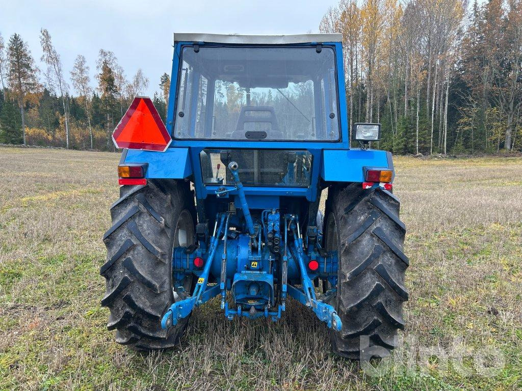 FORD 4610 (låg drifttid) - Traktor: 5 kép. FORD 4610 (låg drifttid) - Traktor: 5 kép.