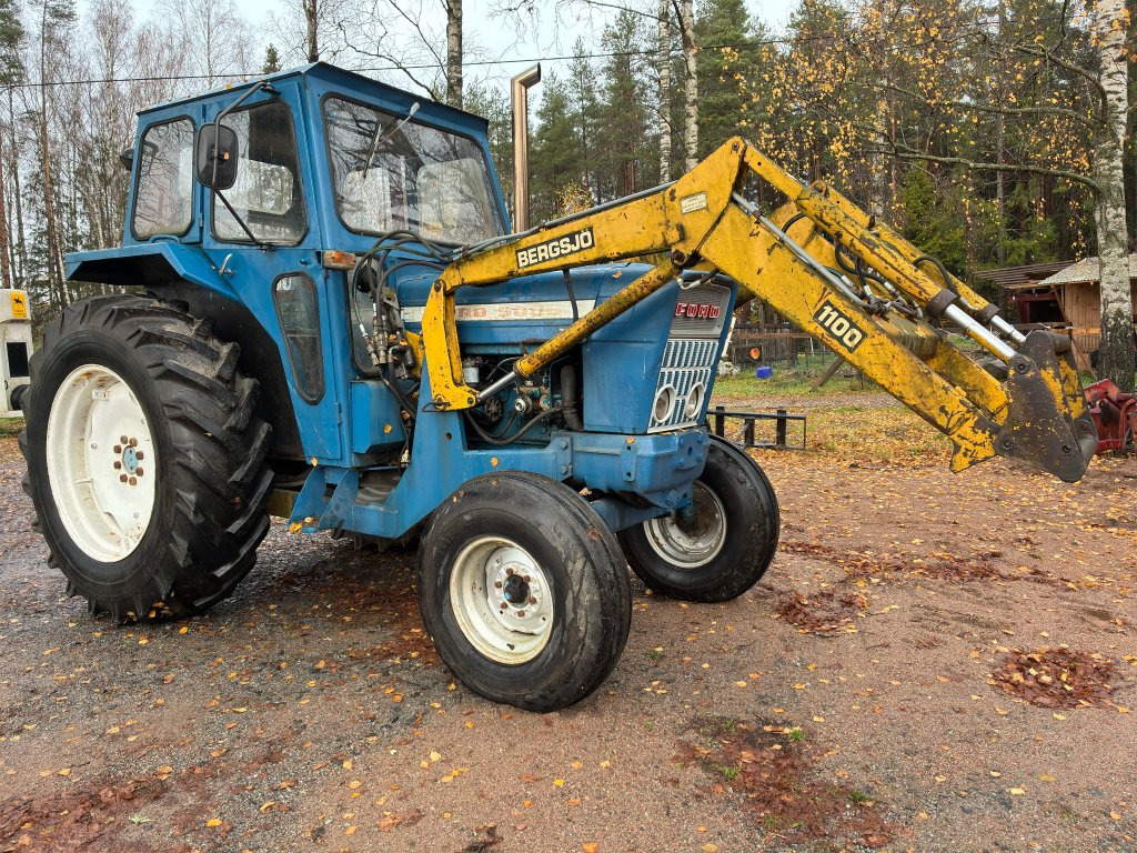 FORD 5000 - Traktor: 4 kép. FORD 5000 - Traktor: 4 kép.