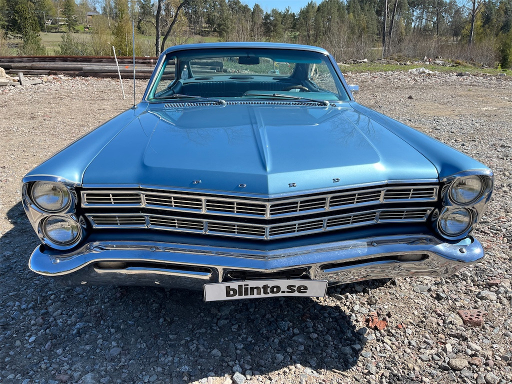 FORD GALAXIE - Autó: 2 kép. FORD GALAXIE - Autó: 2 kép.