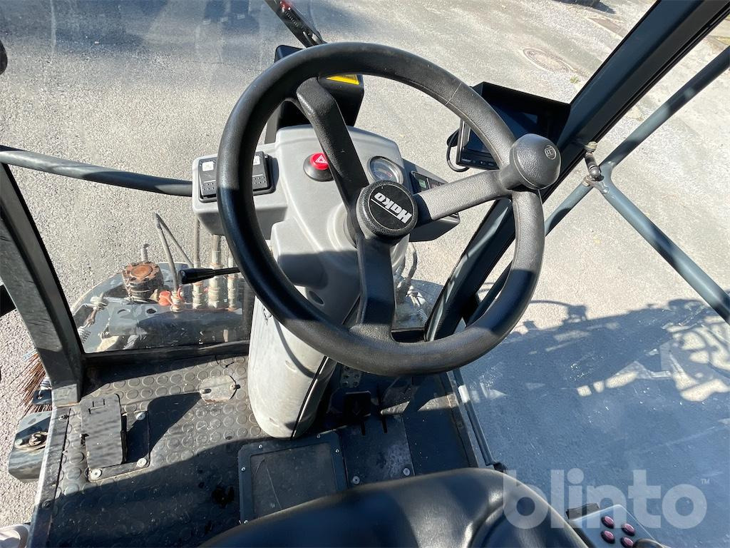 Utcaseprő gép HAKO Citymaster 1200: 19 kép.