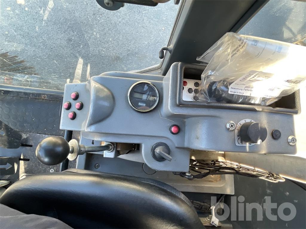 Utcaseprő gép HAKO Citymaster 1200: 28 kép.