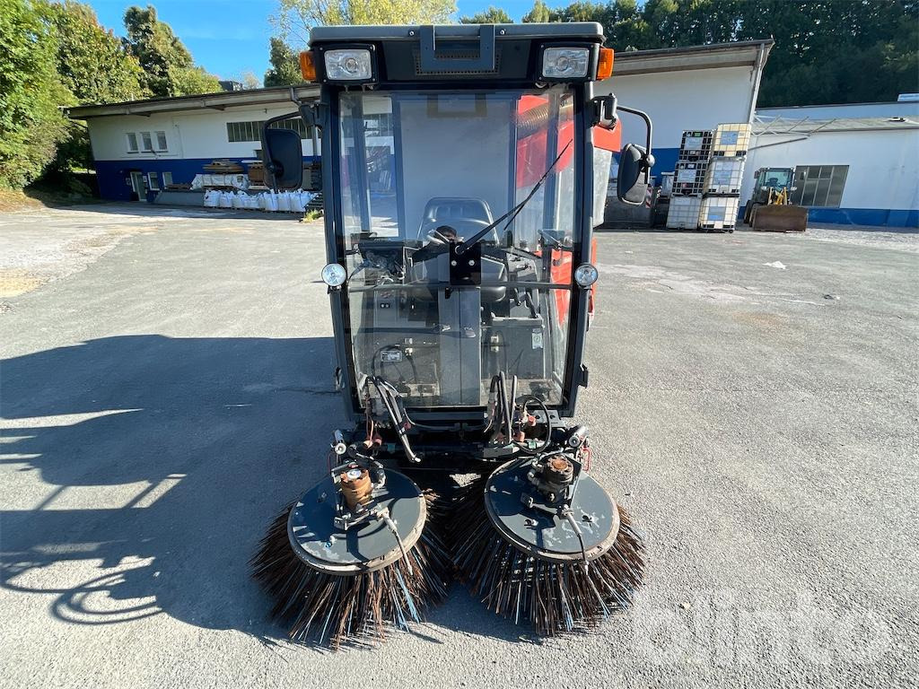 Utcaseprő gép HAKO Citymaster 1200: 11 kép.