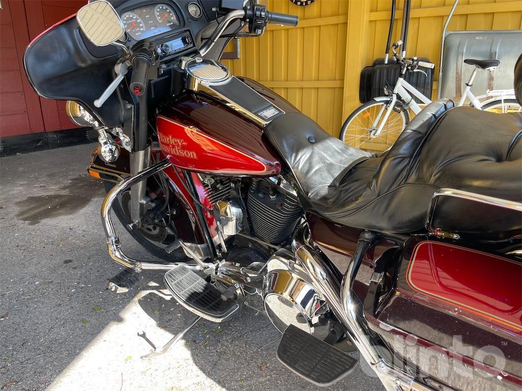 Motorkerékpár Harley Davidson Electra Glide Classic 1340 Evo: 33 kép.