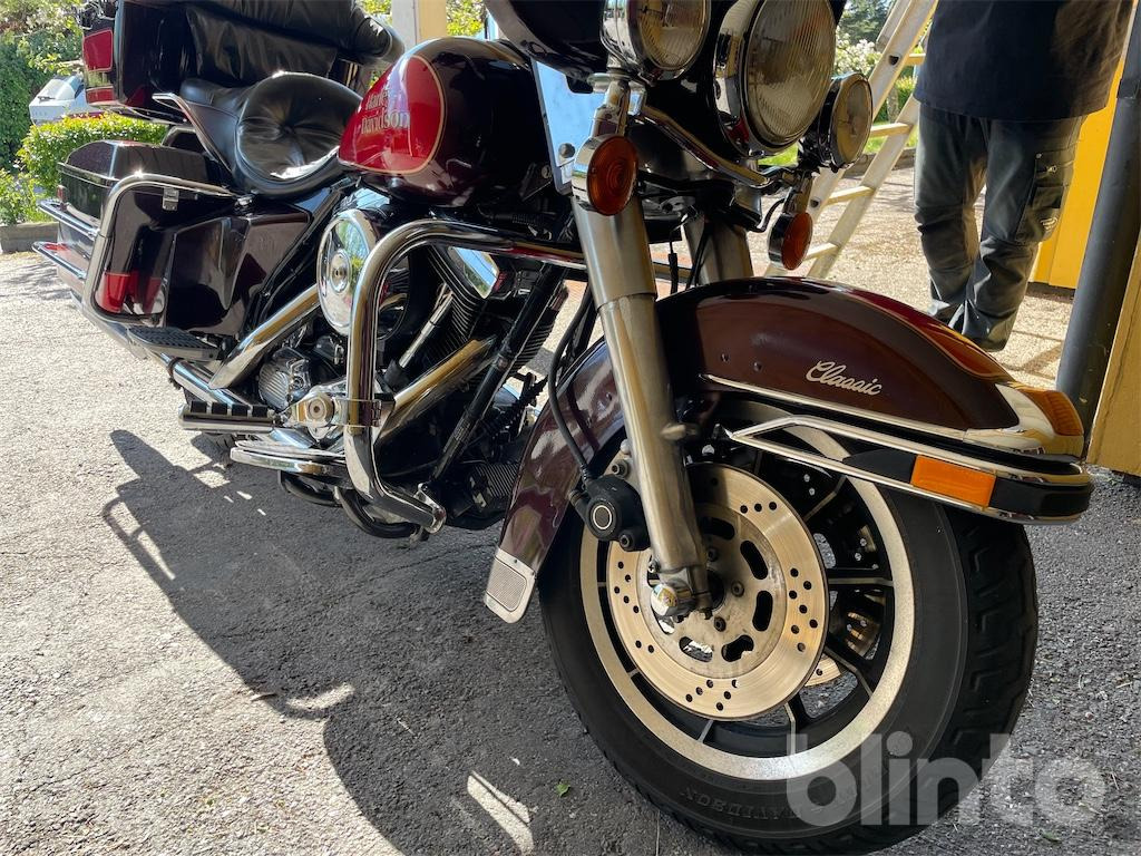 Motorkerékpár Harley Davidson Electra Glide Classic 1340 Evo: 8 kép.