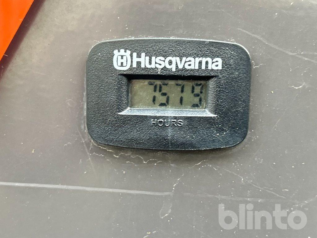 Husqvarna P520 D - Kerti fűkasza: 5 kép. Husqvarna P520 D - Kerti fűkasza: 5 kép.