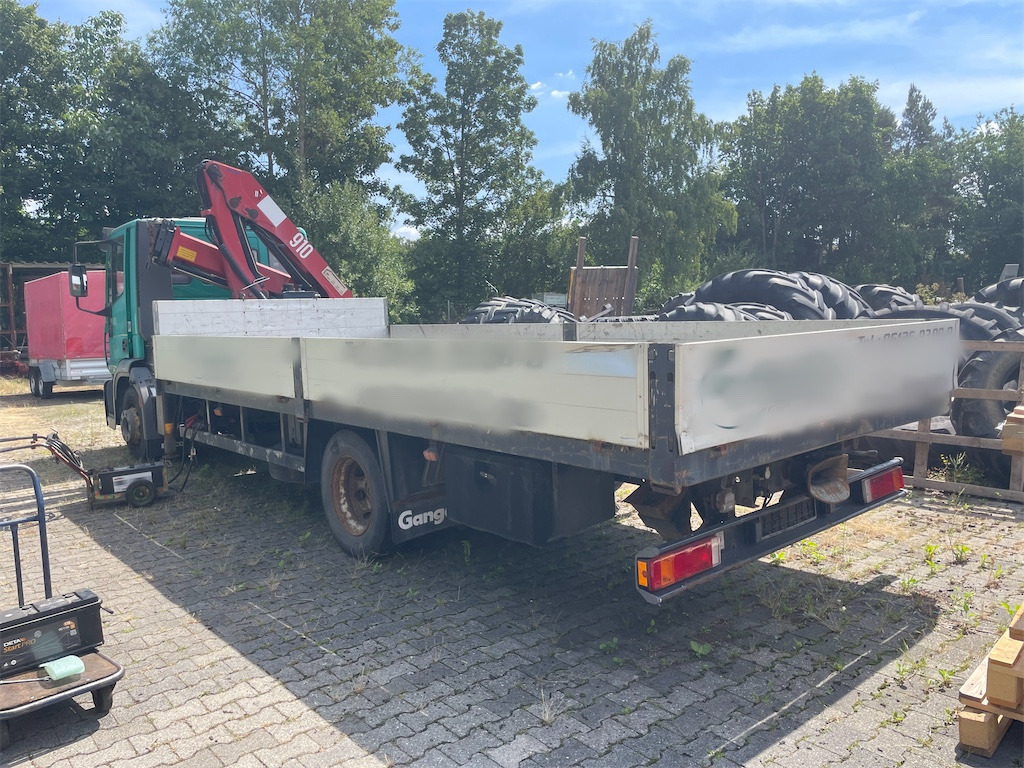 Iveco Eurocargo 120E28 - Platós teherautó, Darus autó: 3 kép. Iveco Eurocargo 120E28 - Platós teherautó, Darus autó: 3 kép.