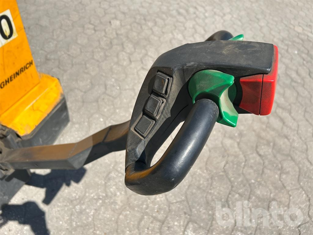 Emelőtargoncá Jungheinrich mit Ladegerät: 9 kép.