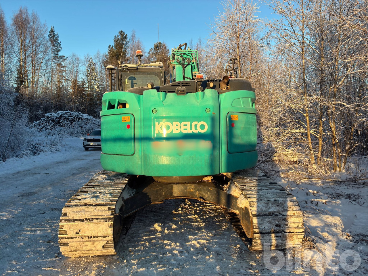 KOBELCO SK270SRLC - Lánctalpas kotró: 3 kép. KOBELCO SK270SRLC - Lánctalpas kotró: 3 kép.