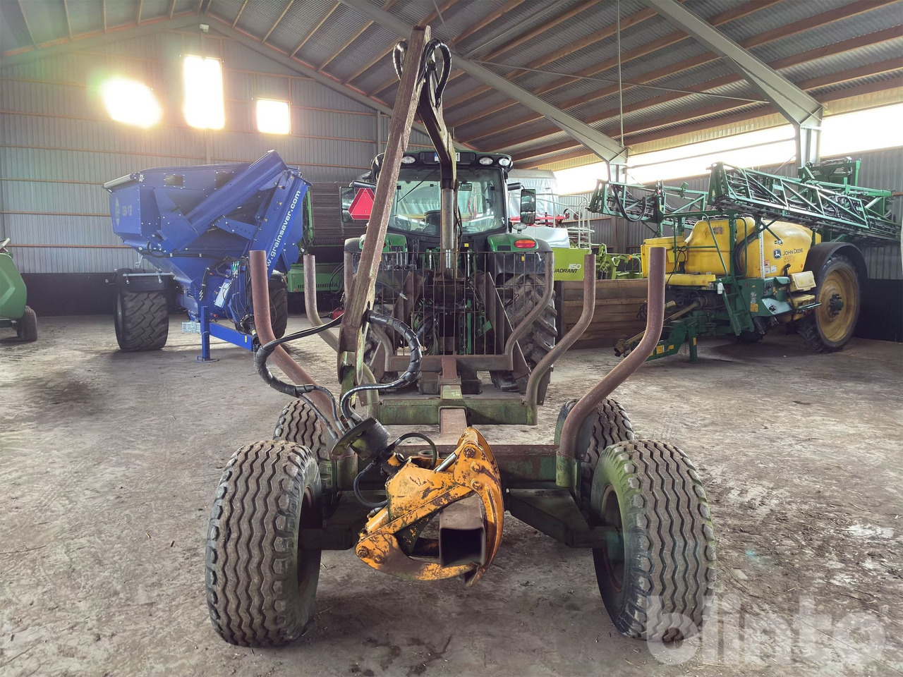 Källefall - Erdészeti pótkocsi: 5 kép. Källefall - Erdészeti pótkocsi: 5 kép.