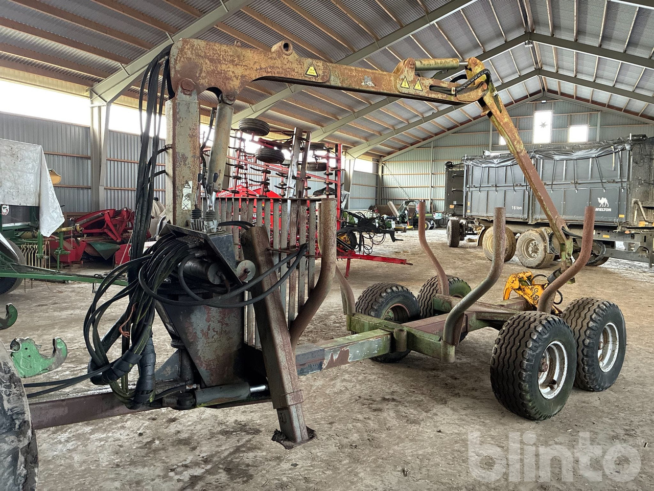 Källefall - Erdészeti pótkocsi: 1 kép. Källefall - Erdészeti pótkocsi: 1 kép.