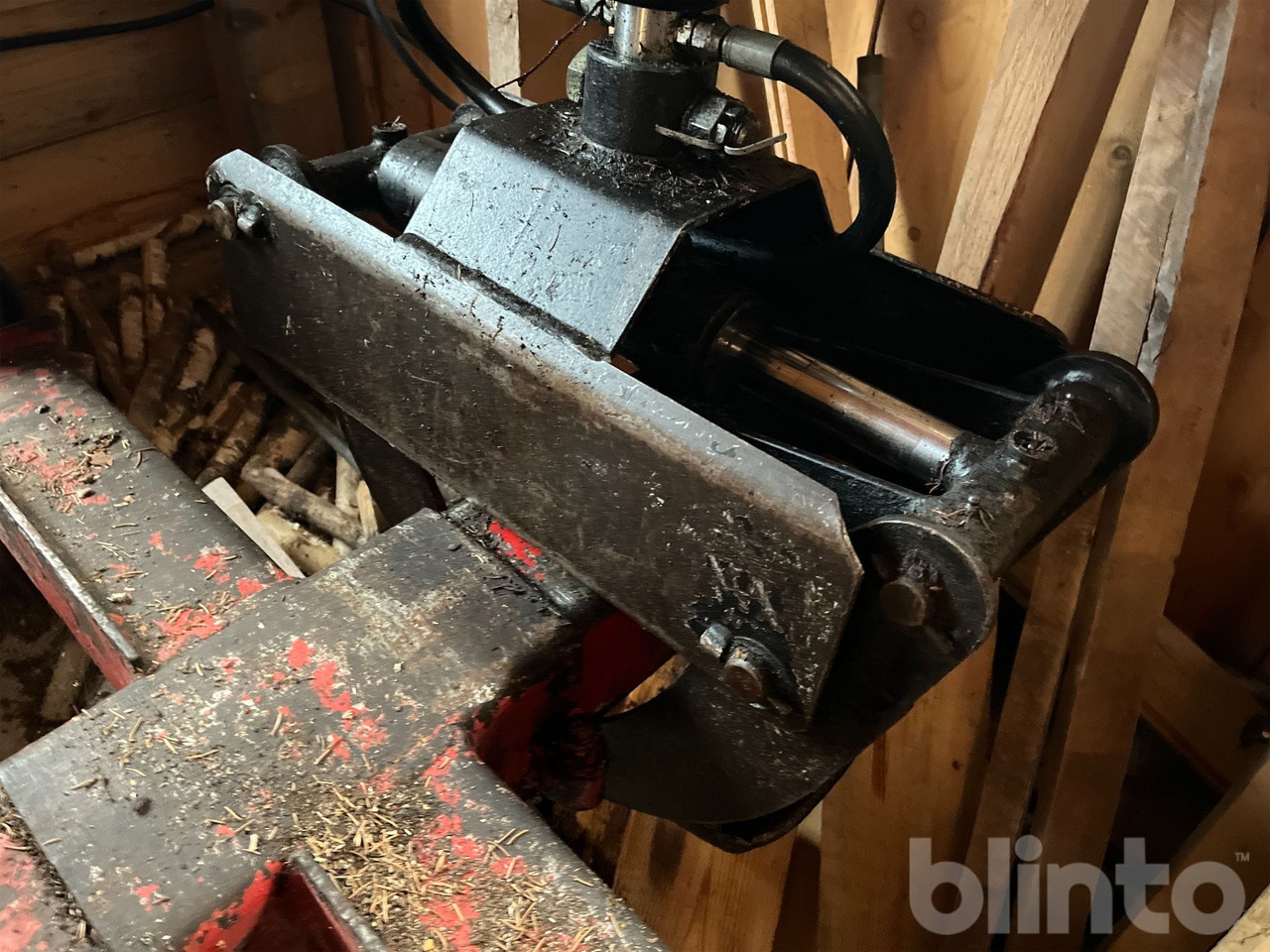 Erdészeti pótkocsi Kesla Patu: 29 kép. Erdészeti pótkocsi Kesla Patu: 29 kép.