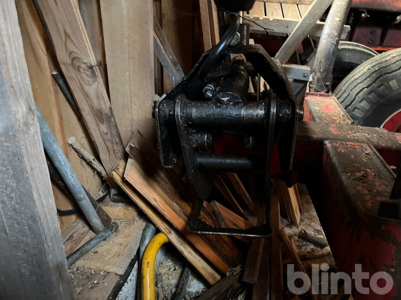 Erdészeti pótkocsi Kesla Patu: 23 kép. Erdészeti pótkocsi Kesla Patu: 23 kép.