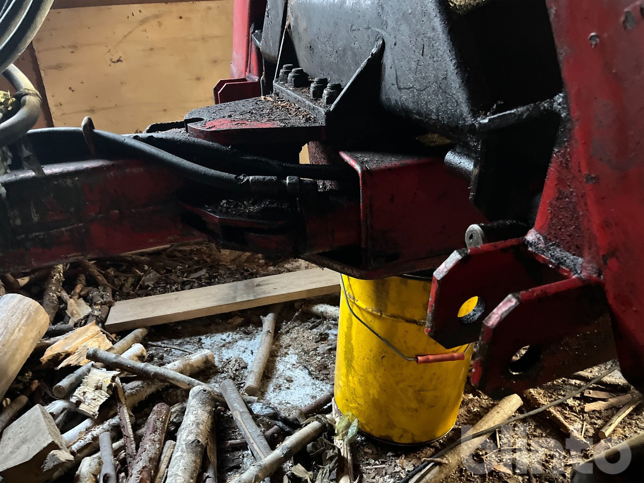 Erdészeti pótkocsi Kesla Patu: 9 kép. Erdészeti pótkocsi Kesla Patu: 9 kép.