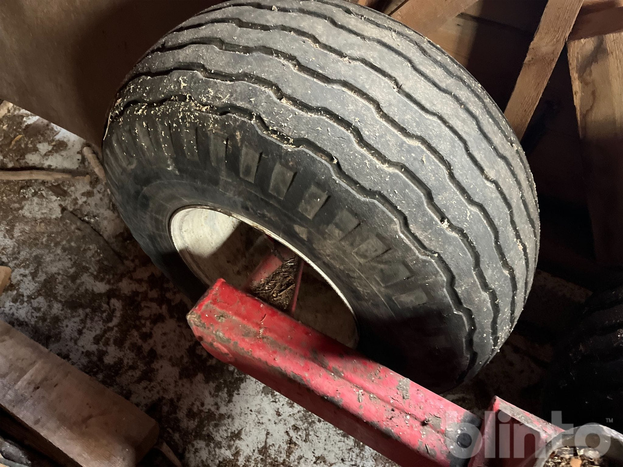 Erdészeti pótkocsi Kesla Patu: 41 kép. Erdészeti pótkocsi Kesla Patu: 41 kép.