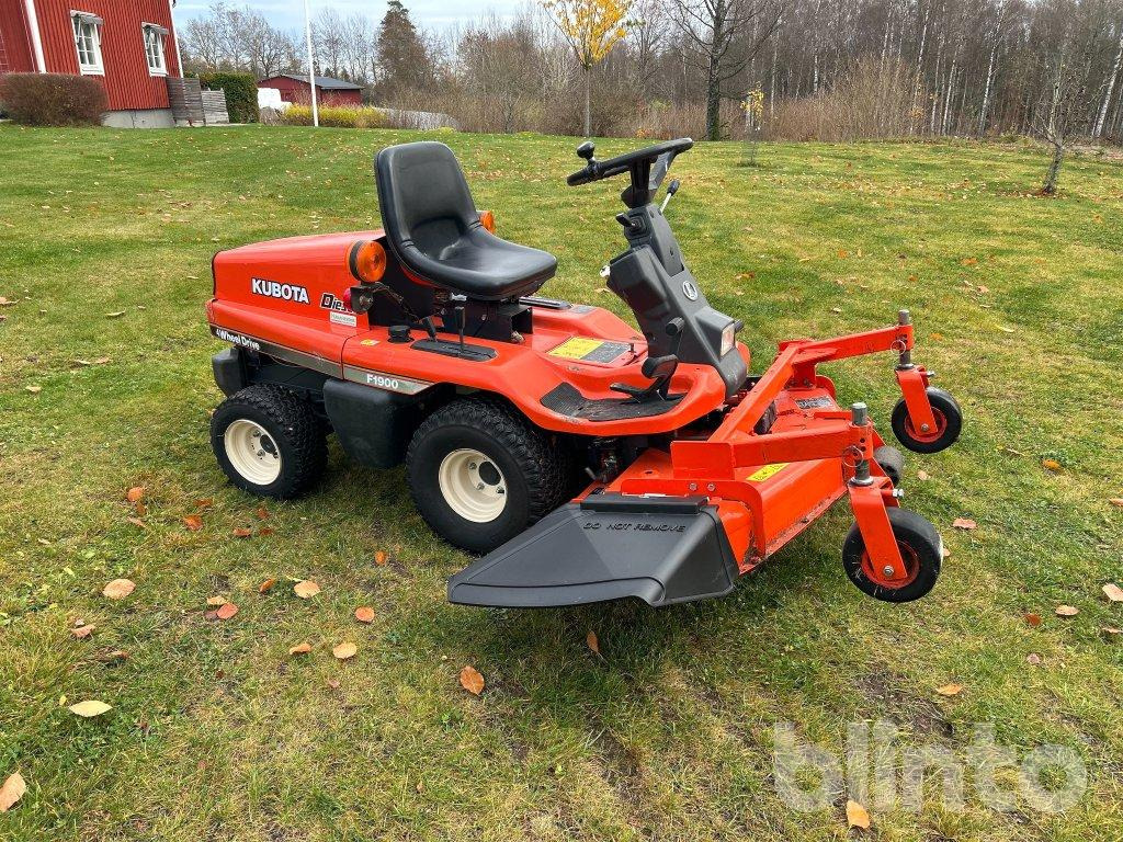 Kubota - Kerti fűkasza: 1 kép. Kubota - Kerti fűkasza: 1 kép.