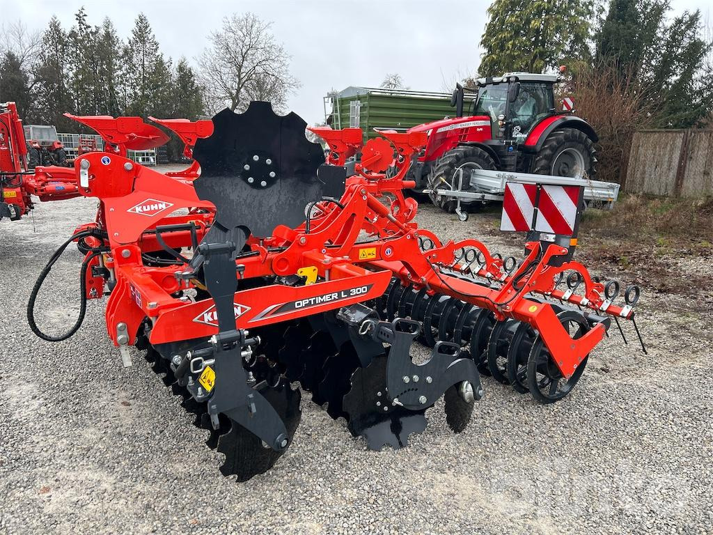 Kuhn Optimer L 300 (2023) - Tárcsás borona: 4 kép. Kuhn Optimer L 300 (2023) - Tárcsás borona: 4 kép.