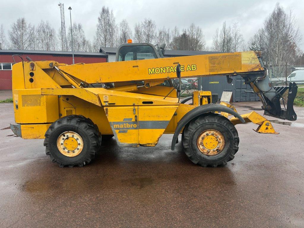 Matbro TS350 - Teleszkópos rakodó: 4 kép. Matbro TS350 - Teleszkópos rakodó: 4 kép.