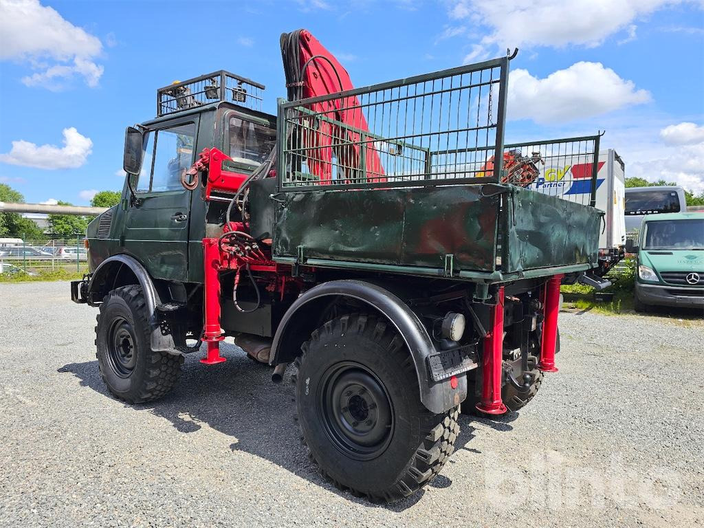 Mercedes Benz 424 (1980) - Billenőplatós teherautó: 4 kép. Mercedes Benz 424 (1980) - Billenőplatós teherautó: 4 kép.