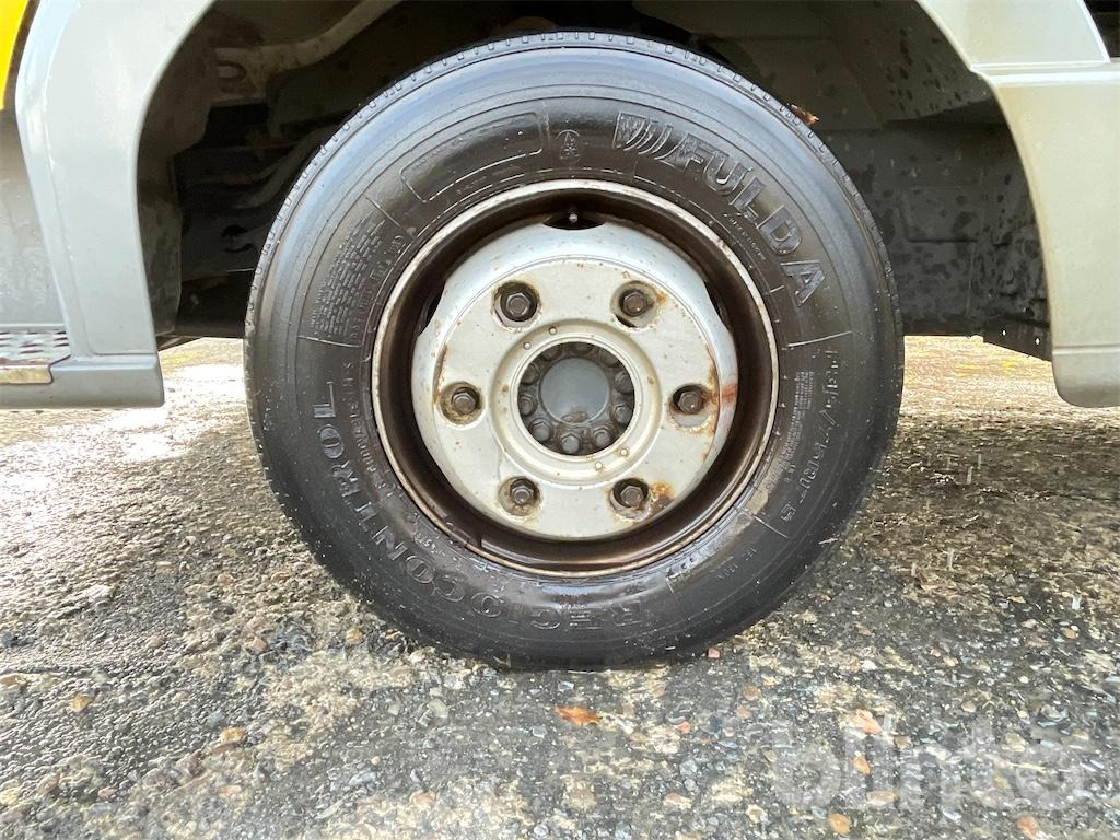 Dobozos felépítményű teherautó Mercedes Benz Atego 818: 14 kép. Dobozos felépítményű teherautó Mercedes Benz Atego 818: 14 kép.