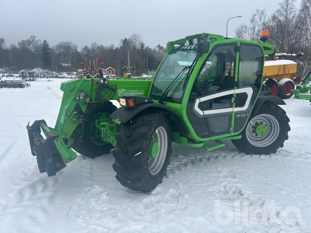Merlo - Teleszkópos rakodó: 1 kép. Merlo - Teleszkópos rakodó: 1 kép.