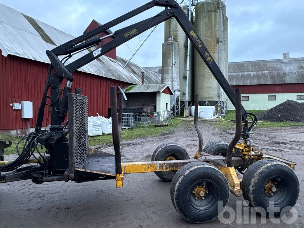 Moheda 8.5 - Erdészeti pótkocsi: 2 kép. Moheda 8.5 - Erdészeti pótkocsi: 2 kép.