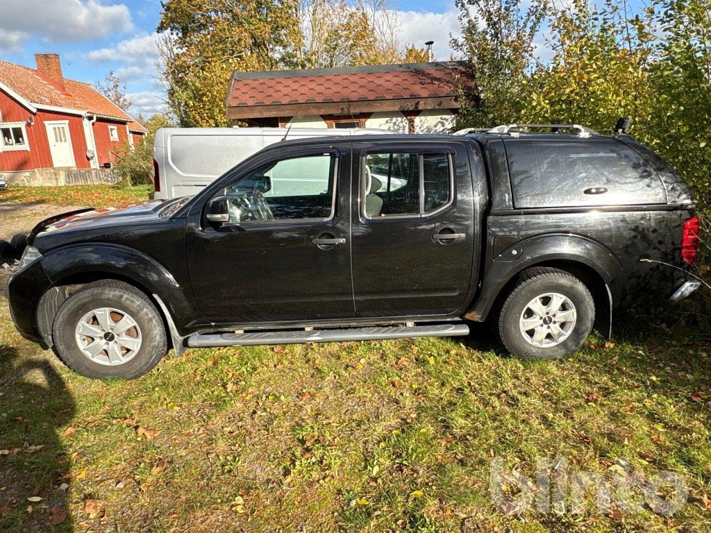 NISSAN Navara - Pickup: 2 kép. NISSAN Navara - Pickup: 2 kép.