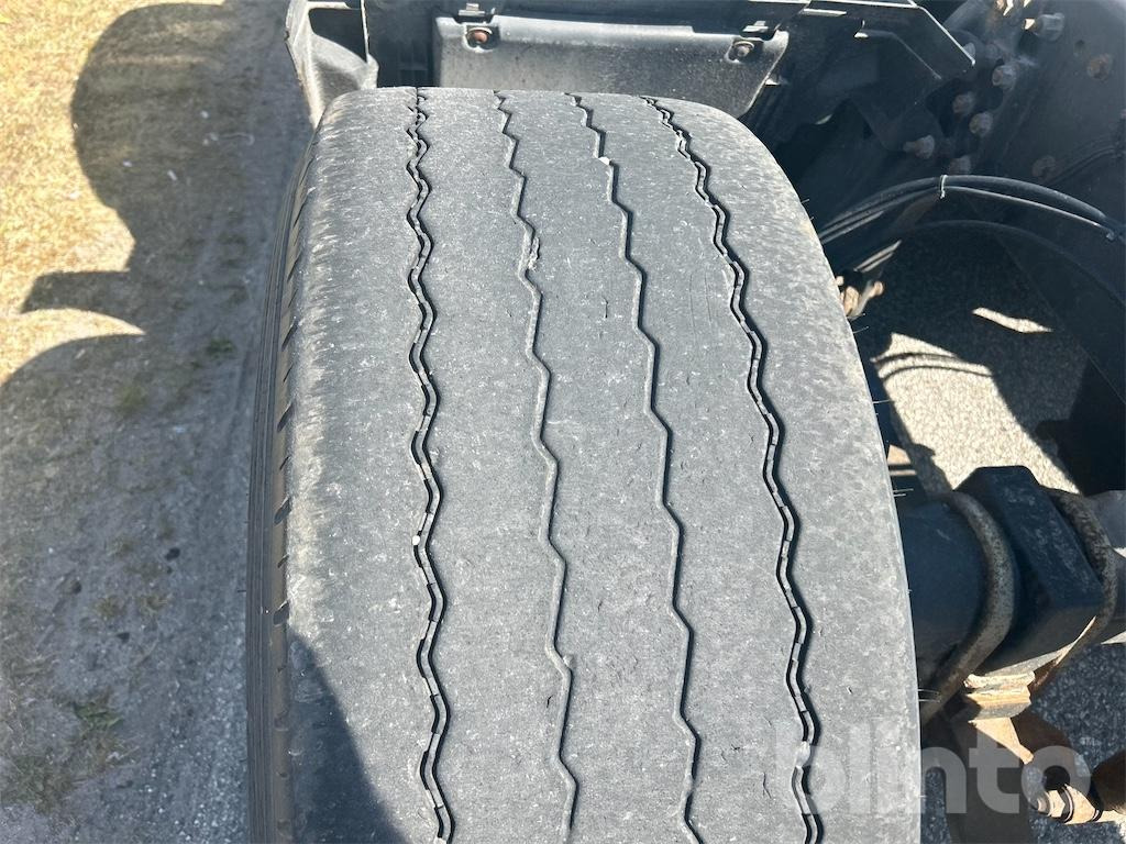 Nyergesvontató RENAULT T520 Comfort: 49 kép.